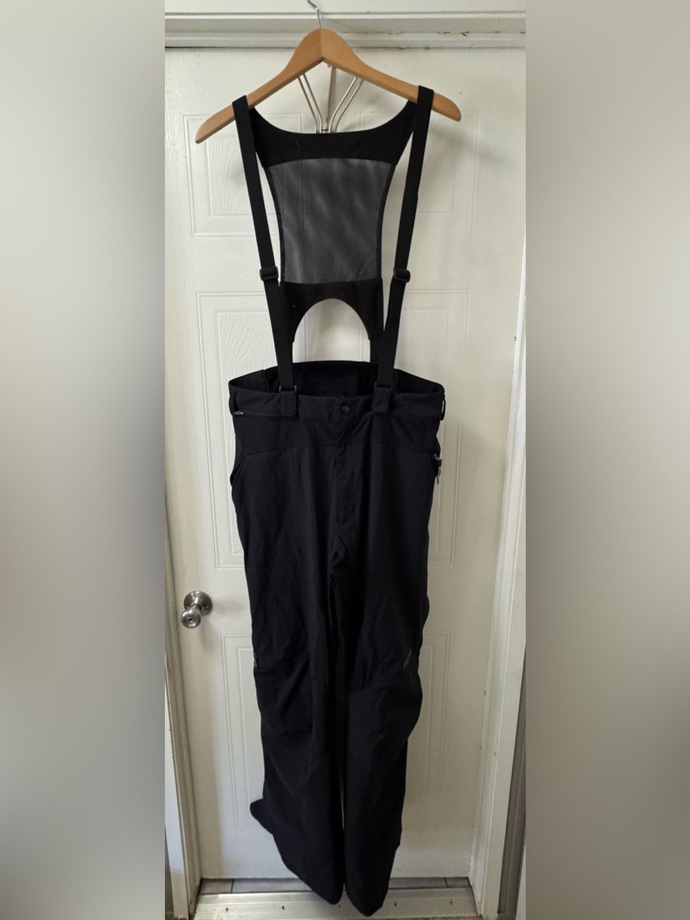 Marmot Black Cargo Pants with Articulated Knees